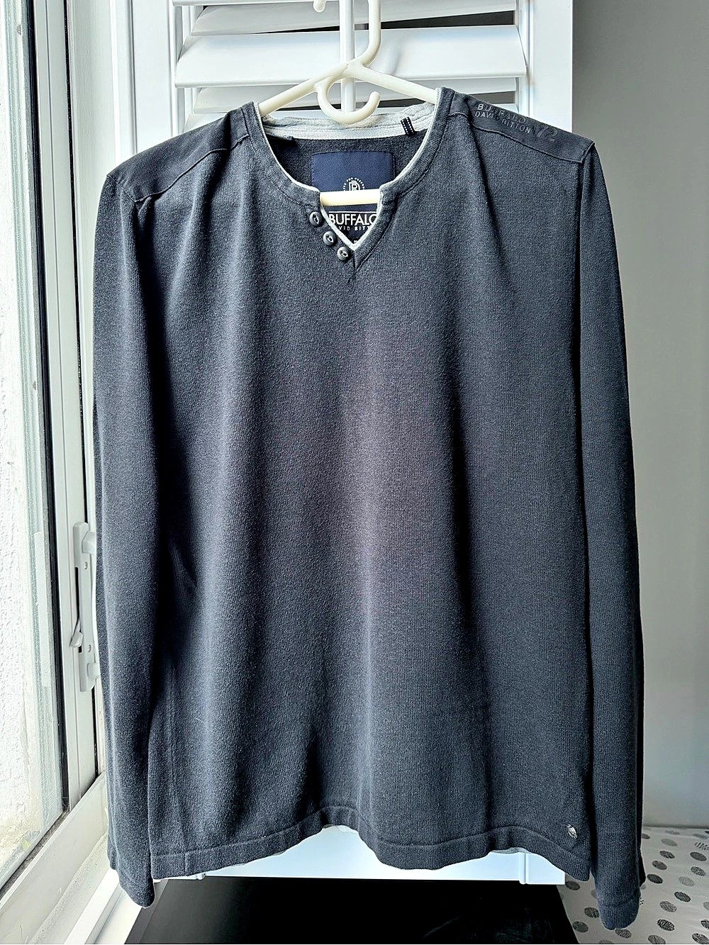 Buffalo David Bitton Men's Charcoal Henley Sweater Shirt M